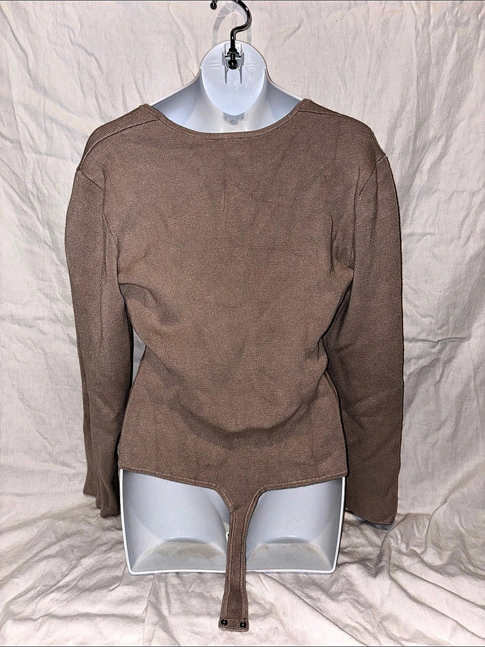 Abercrombie & Fitch Long-Sleeve Sweetheart Sweater Bodysuit Brown - Picture 2 of 3